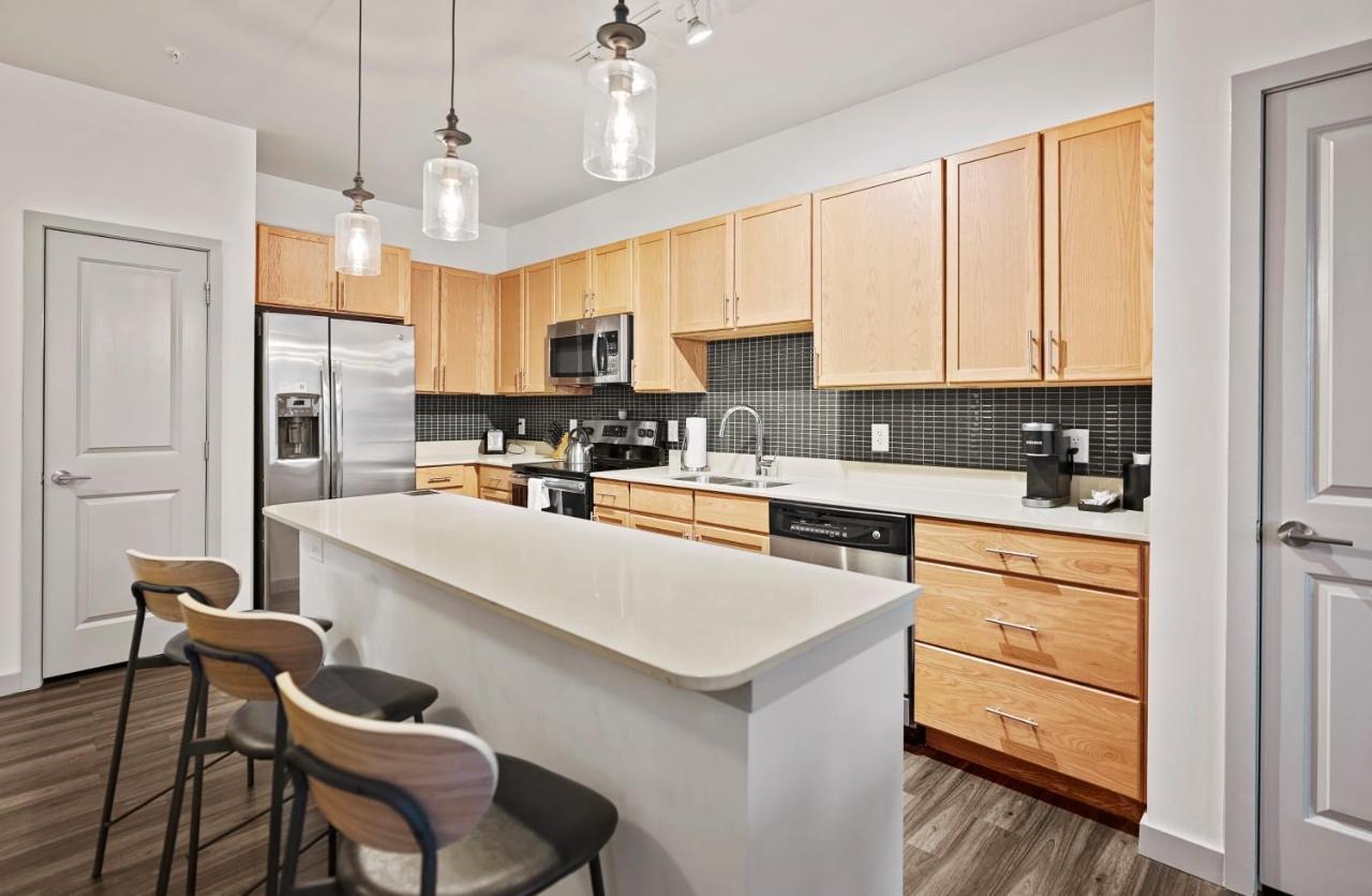 Placemakr Music Row - Vanderbilt แนชวิลล์ ภายนอก รูปภาพ